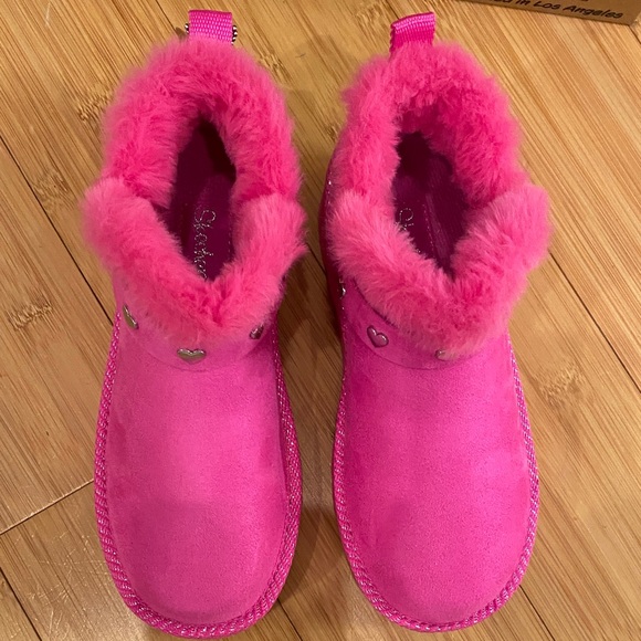 Skechers Kids' Fuchsia Boots with Heart Accents - Picture 4 of 7